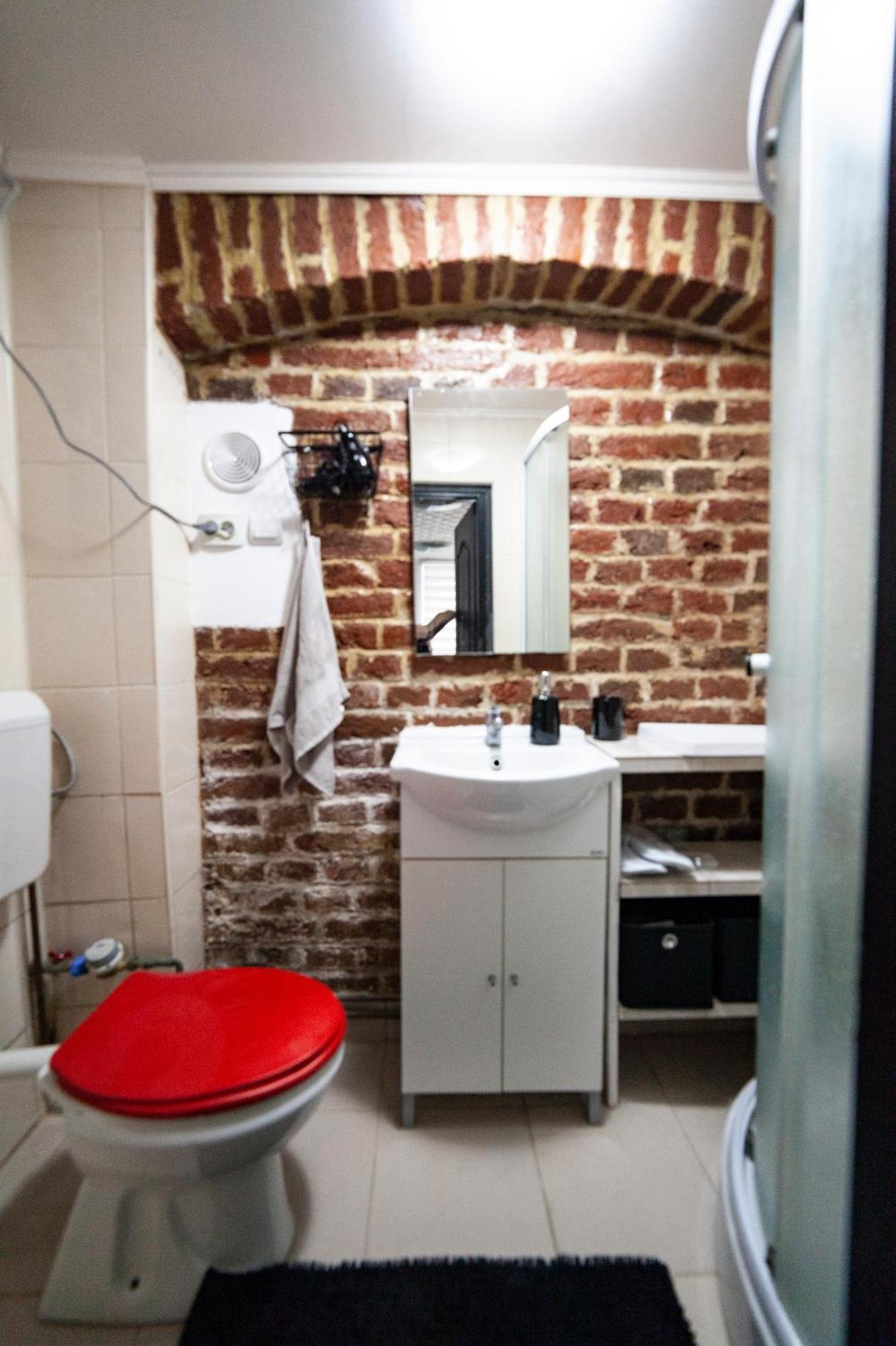 Arad City Center Comfortable Apartment ภายนอก รูปภาพ